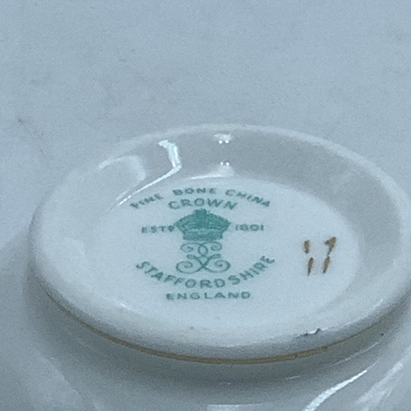 Crown Staffordshire England Bone China Floral Creamer and Sugar - Picture 9 of 9